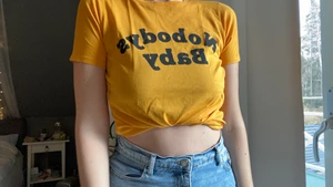 “Nobody’s baby” yellow T-shirt size M - A lil funky yellow T-shirt with “Nobody’s baby” print. Buyer pays for shipping!❤️