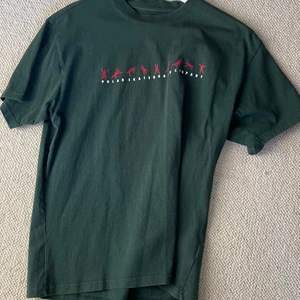 Polar Skate Co T-shirt  - Small fits small, perfekt kondition, köpt på hollywood. Gratis frakt.