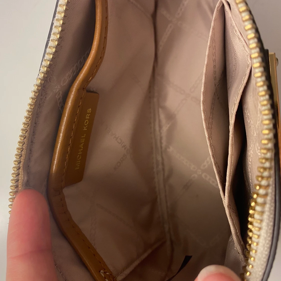 Michael kors väska  - 90