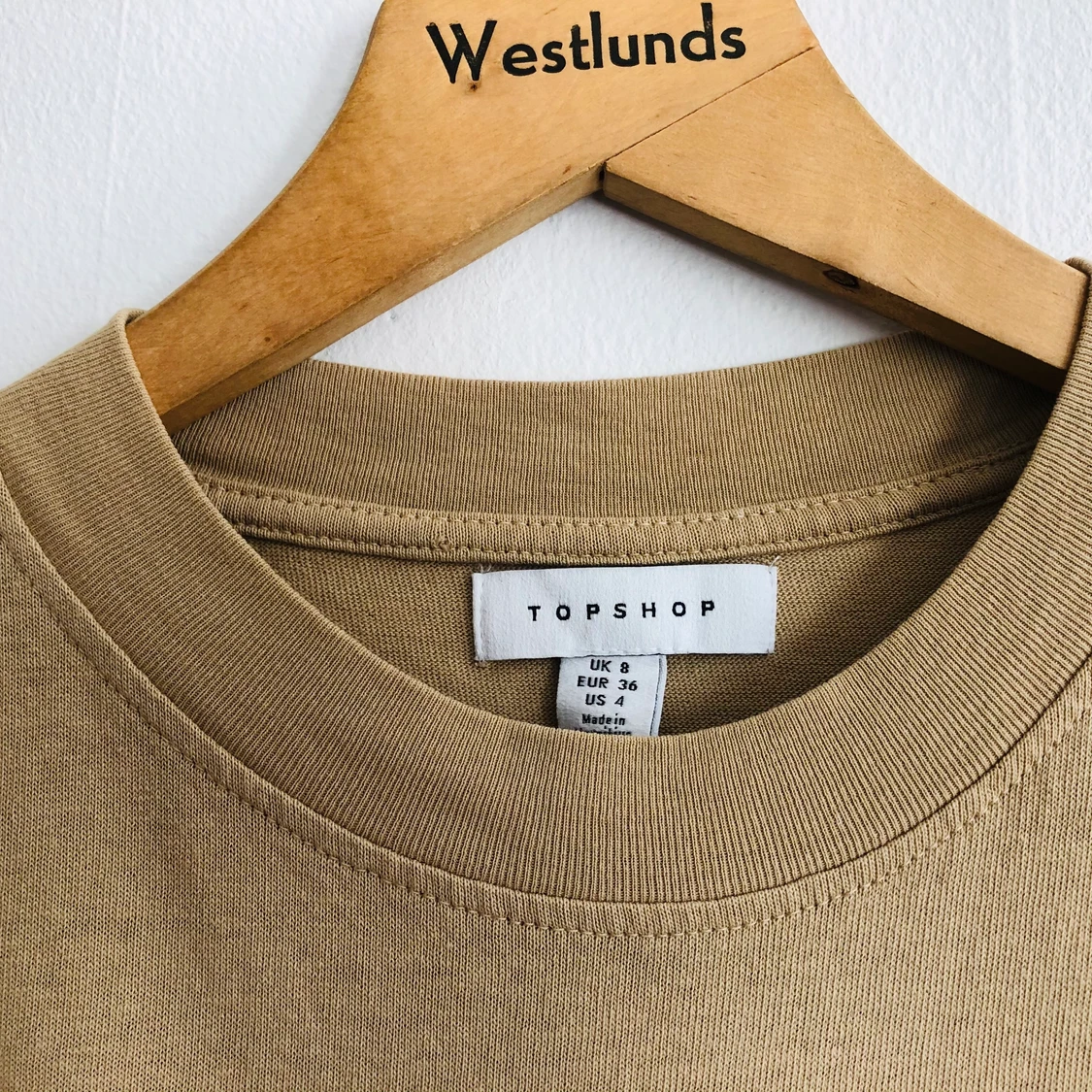 Crop top t-shirt.  - 91