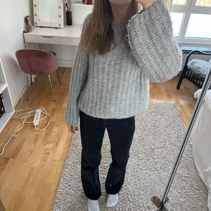 Nakd stickad tröja - asnajs stickad tröja från nakd som är sparsamt använd!