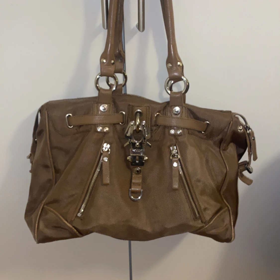 George Gina Lucy Väska 