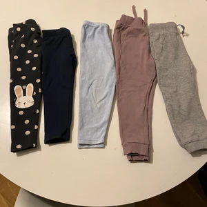 Barnkläder - 2 ull mjukisbyxor i storlek 98 