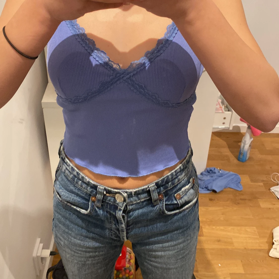 Blå tröja med spets detaljer - 90