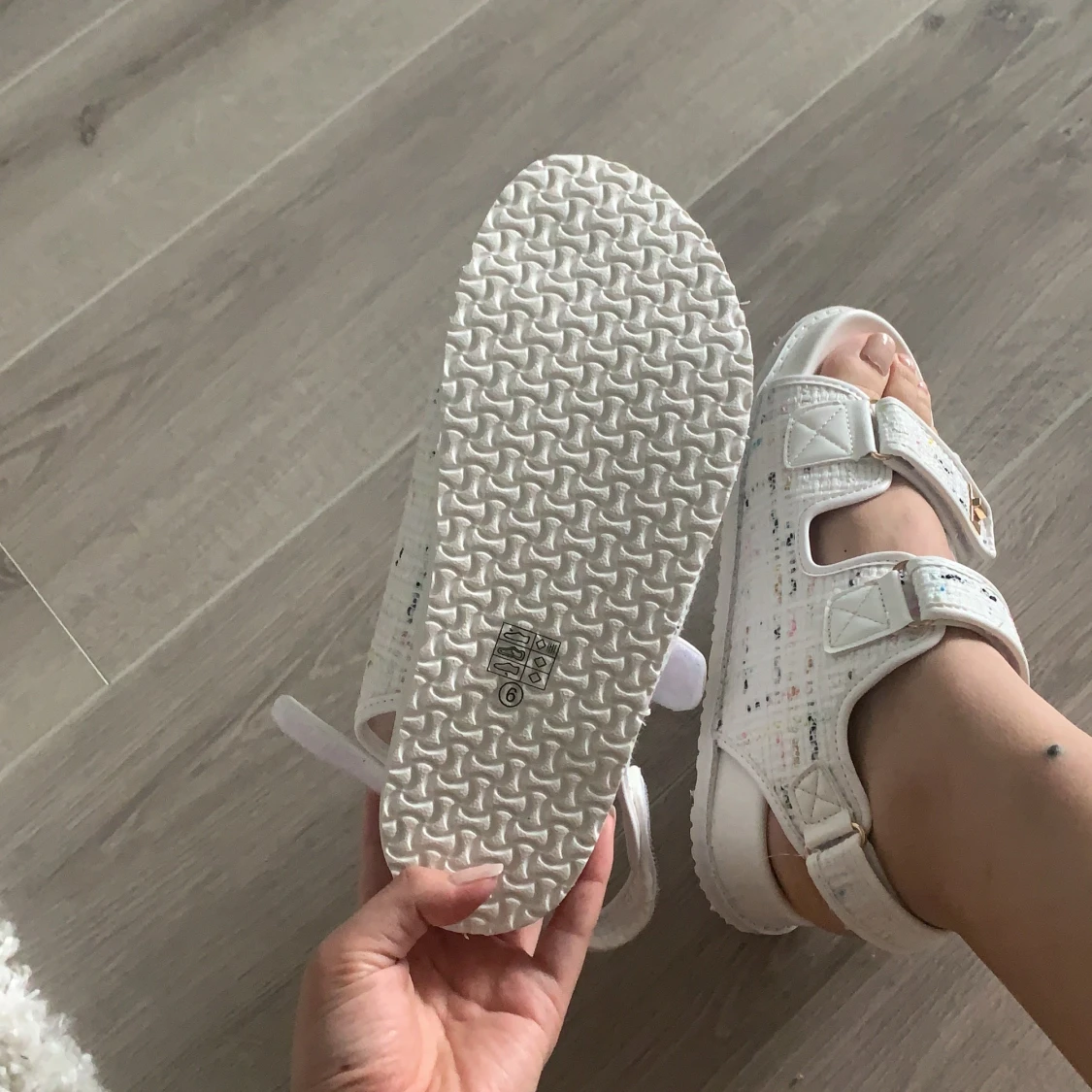 Helt nya sandaler strl 38 från public desire - 91