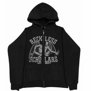 Reckless Scholars Hoodie S - Haft otroligt många intresserade men kommer inte sälja för skambud. Lägger upp igen efter oseriös köpare. Skriv endast om du vill ha fler bilder eller om du vill köpa direkt för priset. 