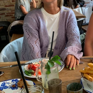 Kofta - Superfin lila stickad kofta från Lindex 🌼