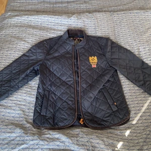 Jacka Morris storlek L - En marinblå jacka från Morris i storlek L. Använd en höst och i bra skick! 