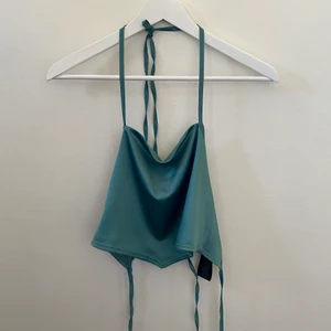 Urban bandana tröja  - Superfin grönblå knyttröja från Urban 