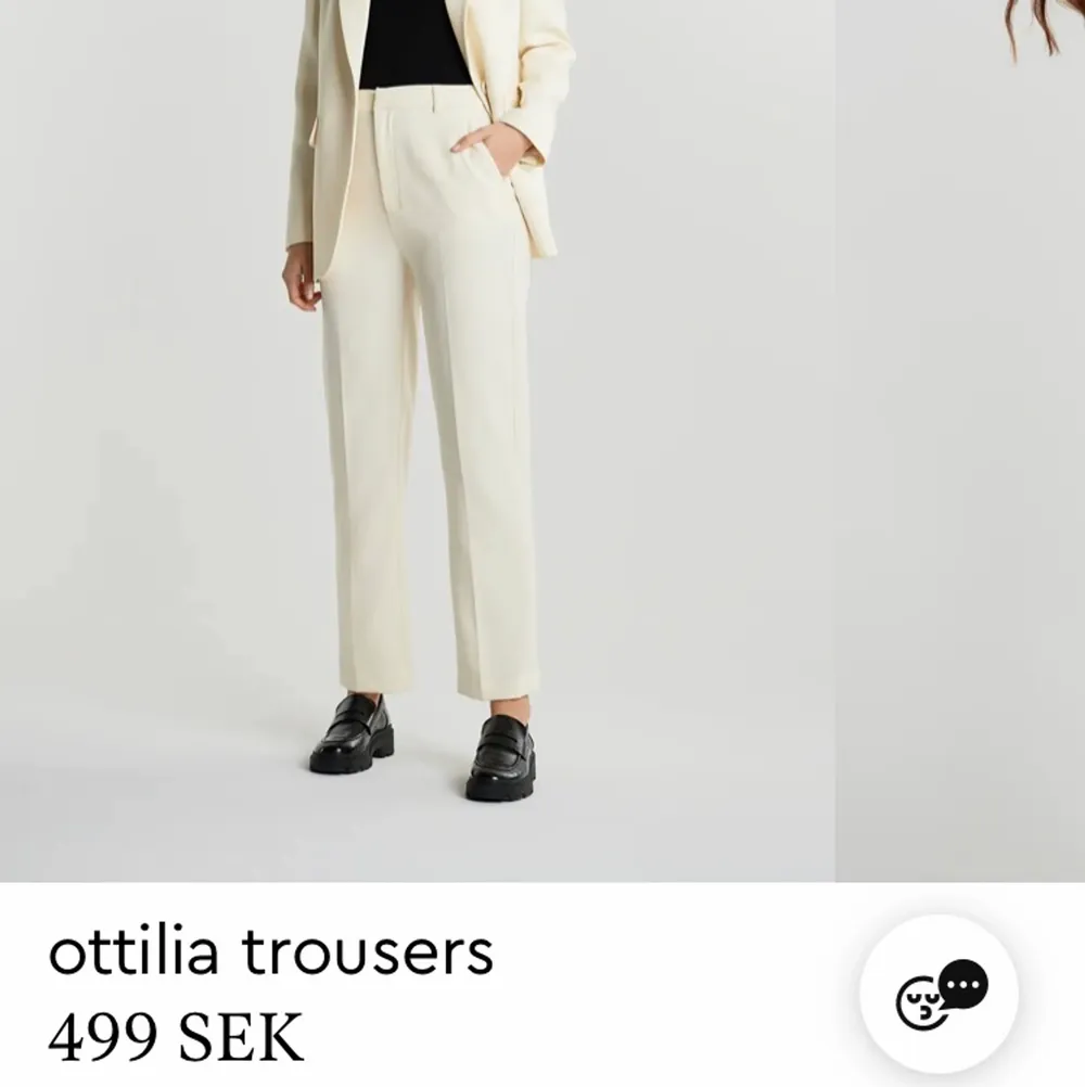 oanvända passade inte, drygt 2 månader sen ja köpte dem för 499kr . Kostymer.