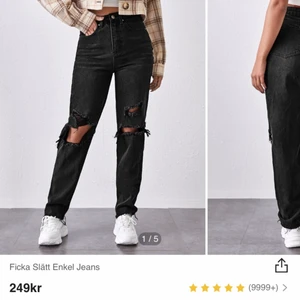 Raka Jeans - Säljer dessa jeans från shein endast använda 1gång då jag inte tycker jag passar i baggy jeans & jag har inga former så tycker de blir väldigt rakt o platt😂 storlek XS, bud från 100kr. Frakt tillkommer på 66kr!