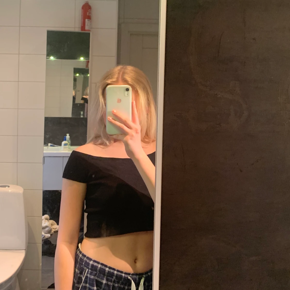 Svart off shoulder topp🖤 - 90