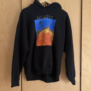 Travis scott ”highest” - Travis scott hoodie, storlek M, använt skick 8/10