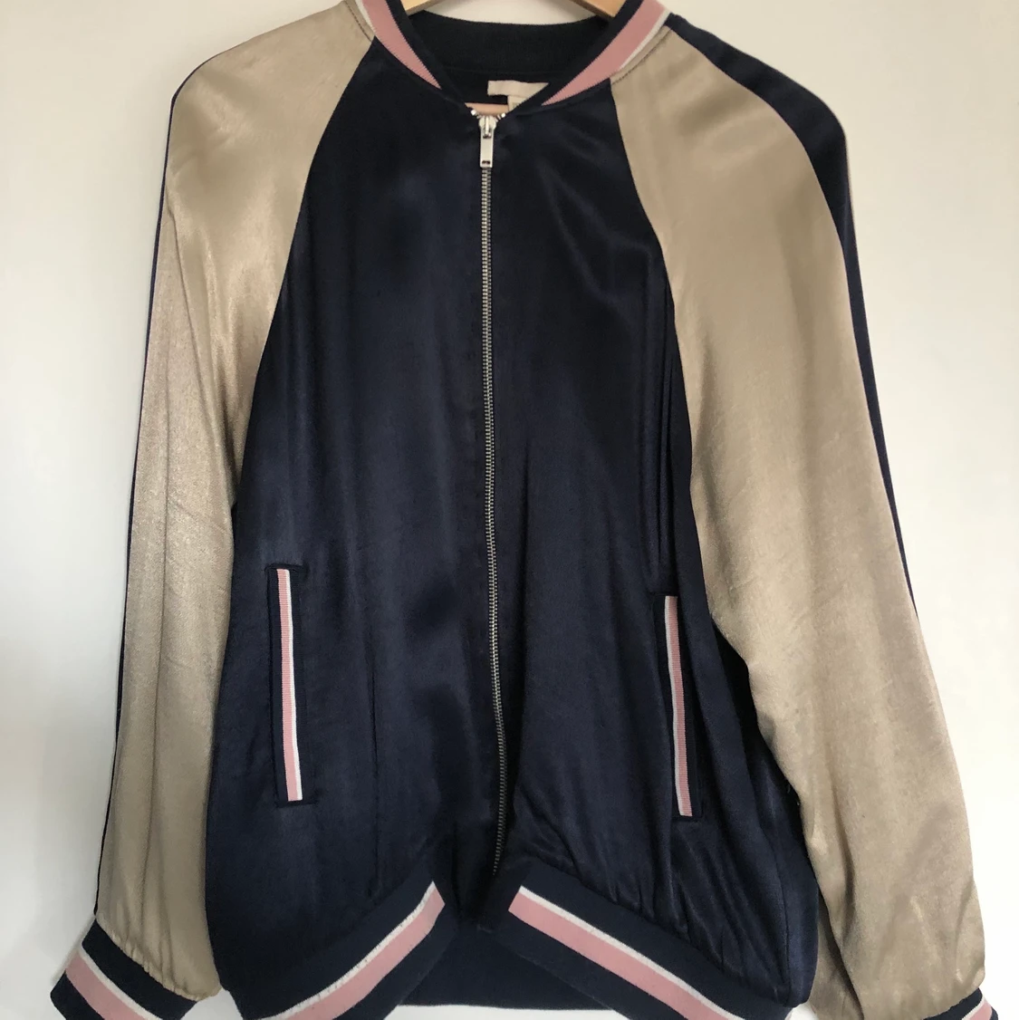 Jacka med tryck - 91