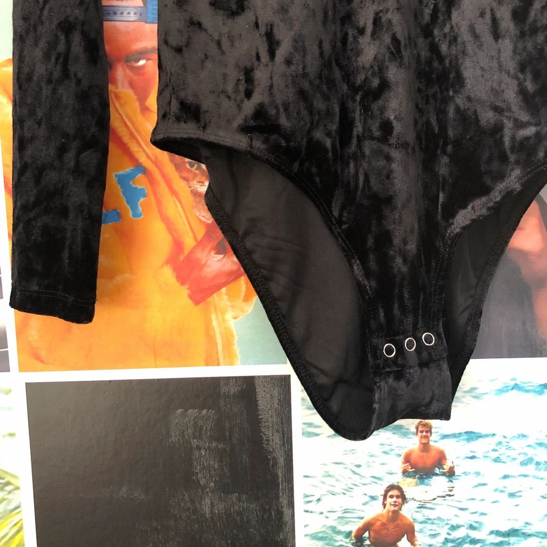 Svart sammetsbody  - 91