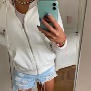 Ziphoddie  - ziphoddie storlek L men passar till alla storlekar , bilderna är från den jag köpt denna ifrån, har tyvärr inte kommit till användning 