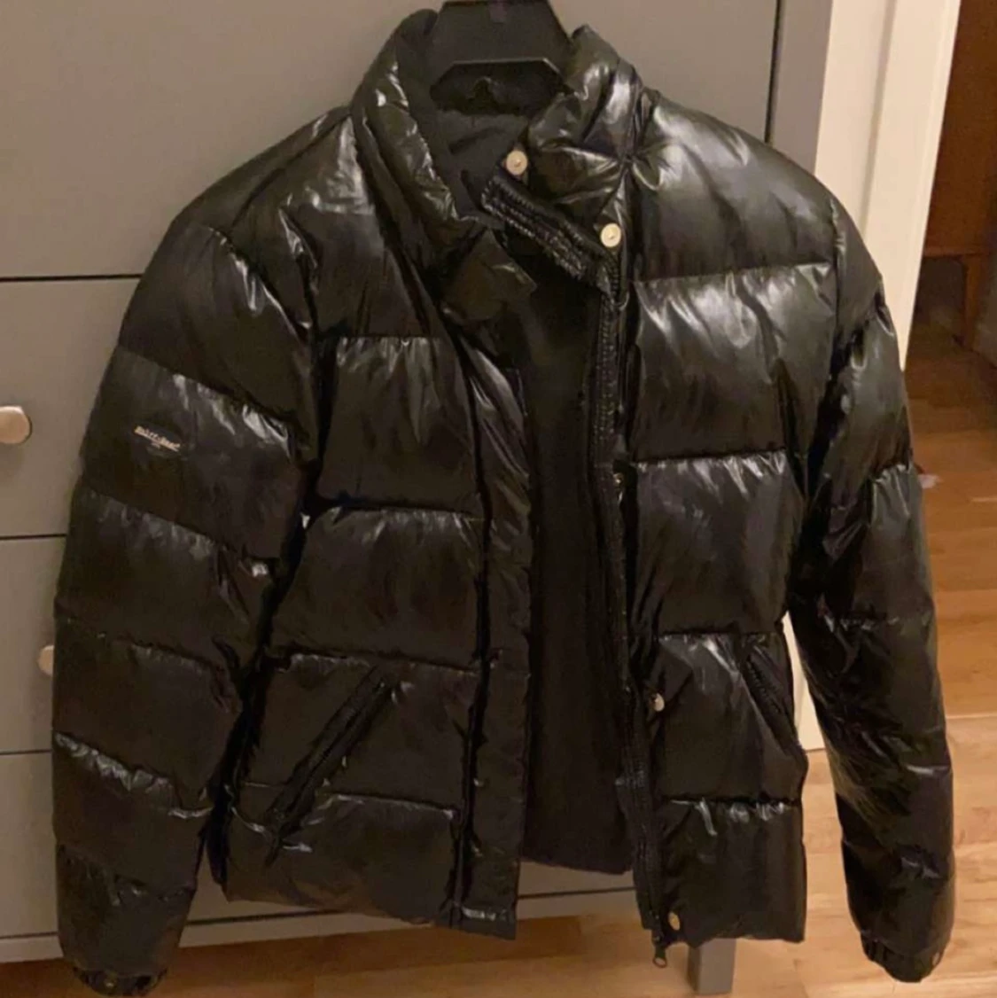 Svart dunjacka  - 91