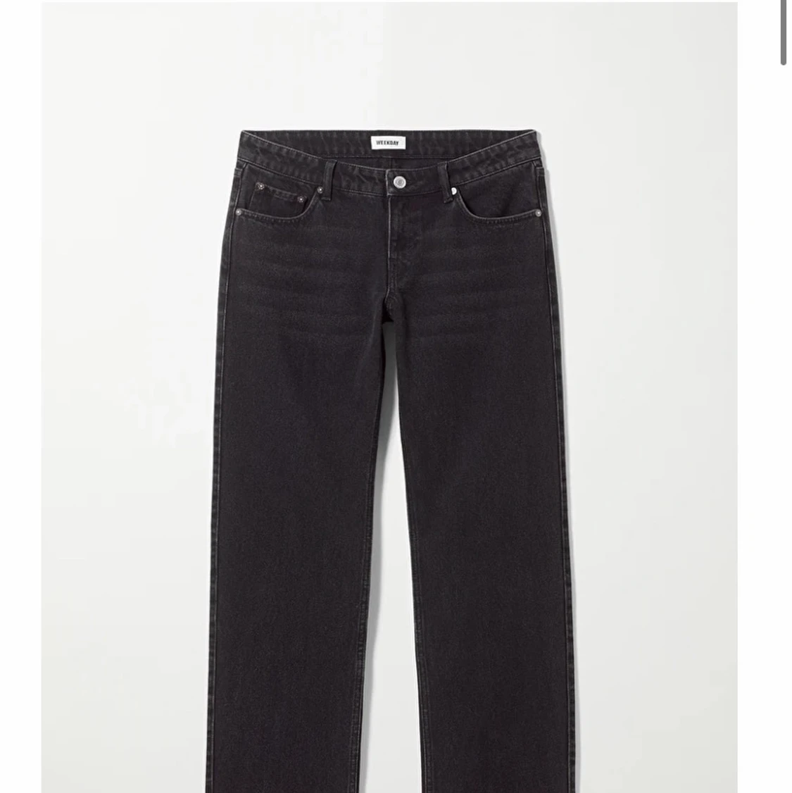 WEEKDAY ARROW LOWWAIST STRAIGHT JEANS