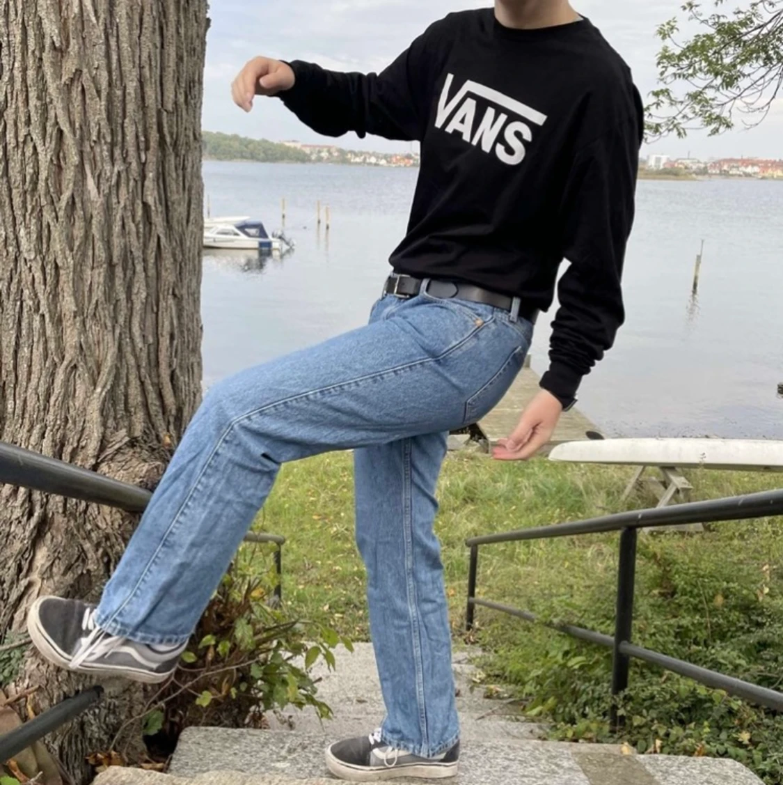 Svart långärmad Vans tröja i strl M