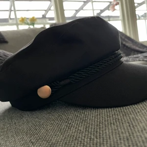 Keps / hatt / mössa / huvudbonad - Aldrig använd 