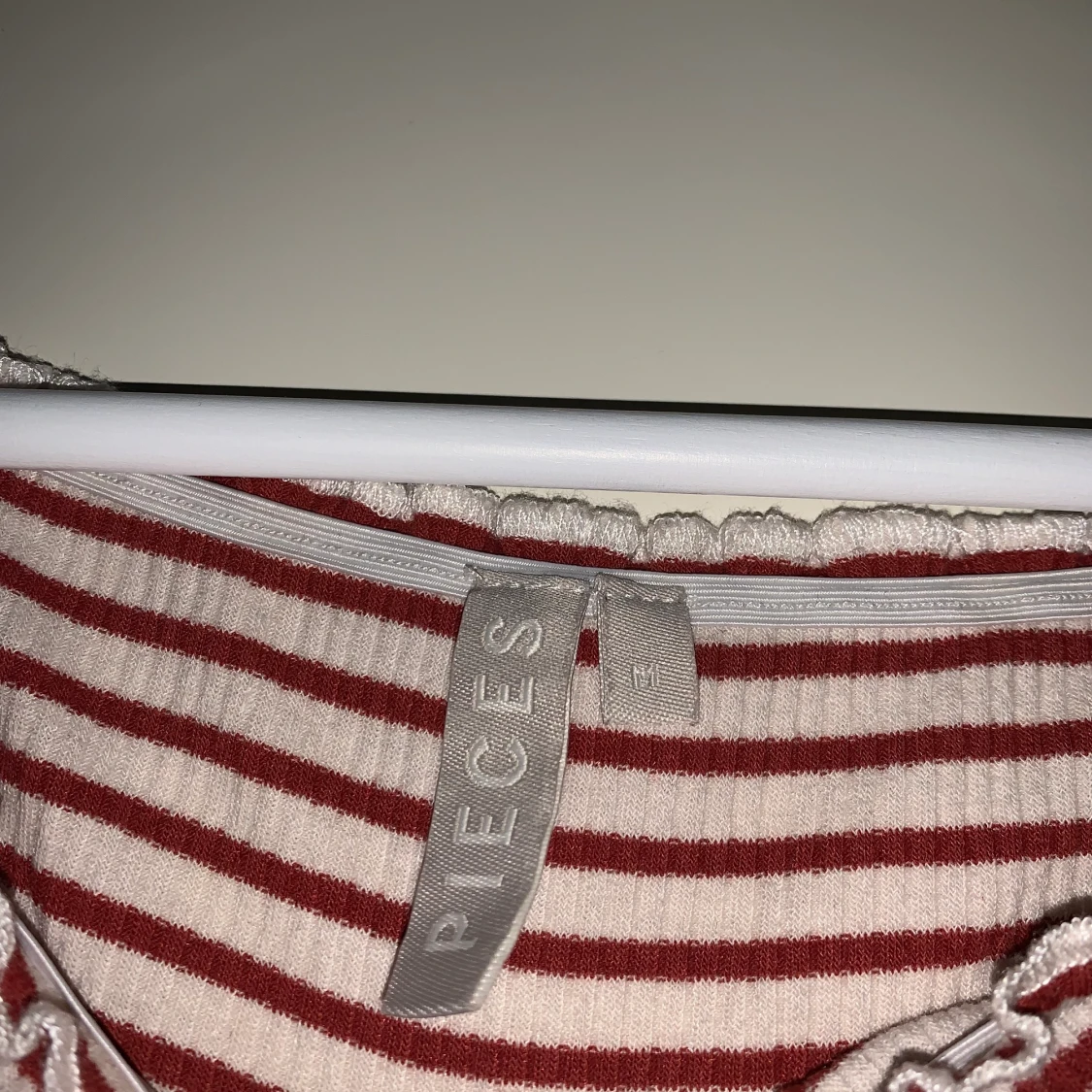 Off-shoulder topp - 90