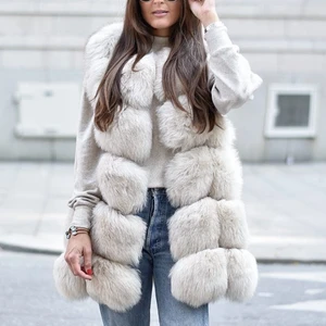 Äkta Päls väst  - Säljer min äkta päls väst använd 2 gånger storlek 38 säljs för 1200 kr pris kan diskuteras 