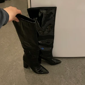 Klackskor Nelly - Höga klackskor, storlek 37, köpta för 599kr