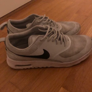 Nike skor - Nike sneakers i storlek 38