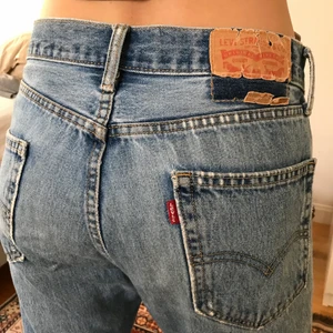 501 jeans  - Blåa 501 jeans från Levis 