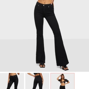 Svarta jeans  - Säljer dessa byxor eftersom att jag använder ett par och det andra paret är för långa på mig. Har alldrig använt de efter som att De är för långa på mig. Det är i st s/34 (34 är då längden på byxan) de ni ser på bilden på mig är då s/30 vilket passar mig bra som är 157 lång. Dessa byxor skulle passa perfekt på någon som Ksk är 165 och upp.💗 köpte de för 500 men säljer de för 300kr där köparen står för frakten💗