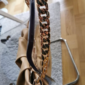 Mango väska - Jätte fint. Oanvänd. Fantastiskt dyr inköp 