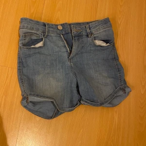Shorts  - Denimshorts