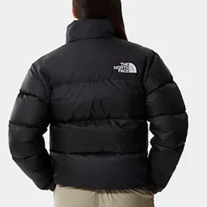 The North Face Jacka XS - Supersnygg och trendig jacka från The North Face i fint skick i storlek XS. Köptes förra vintern på Zalando för 3000kr och väldigt är sparsamt använd!