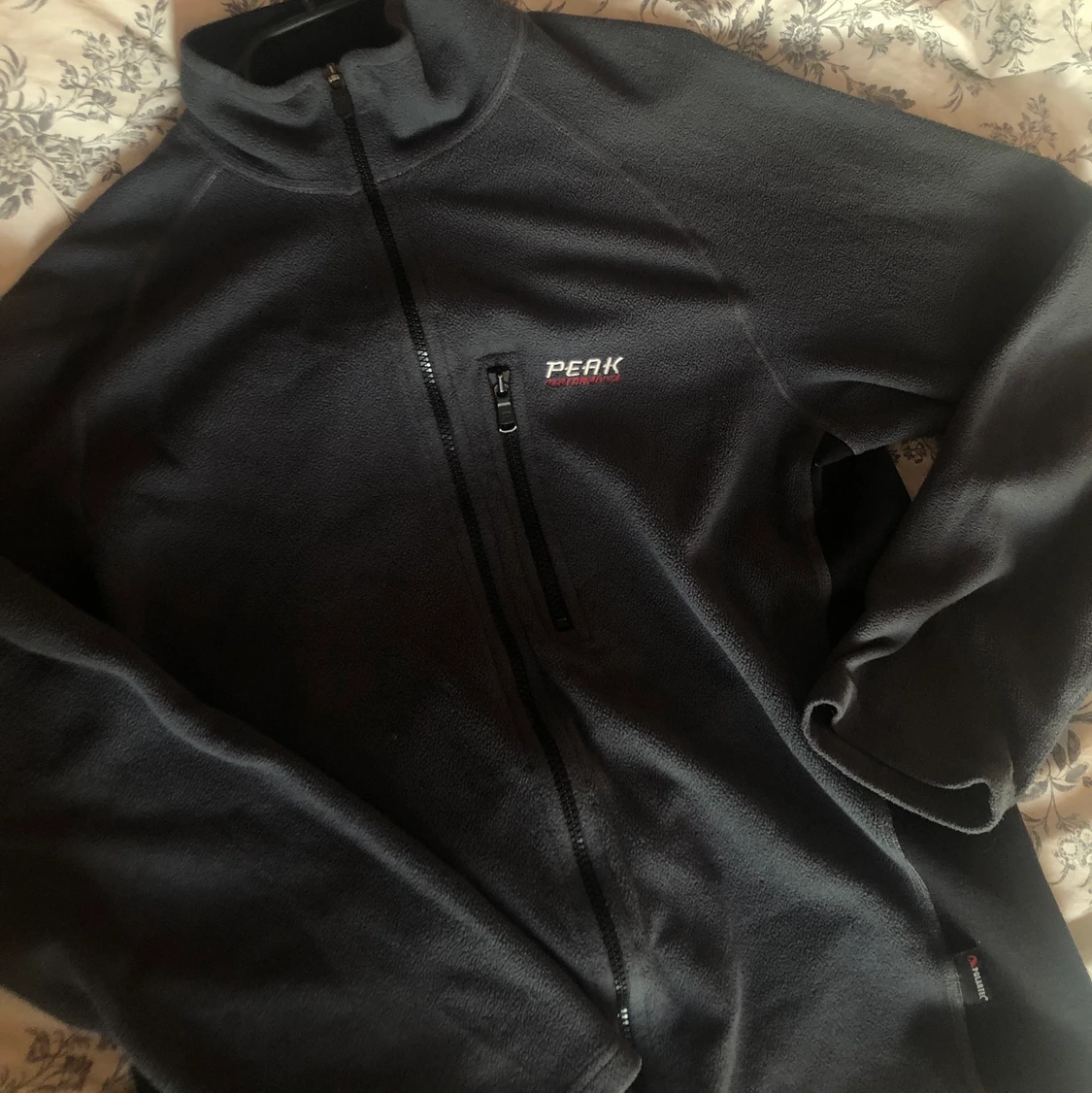 vintage peak fleece