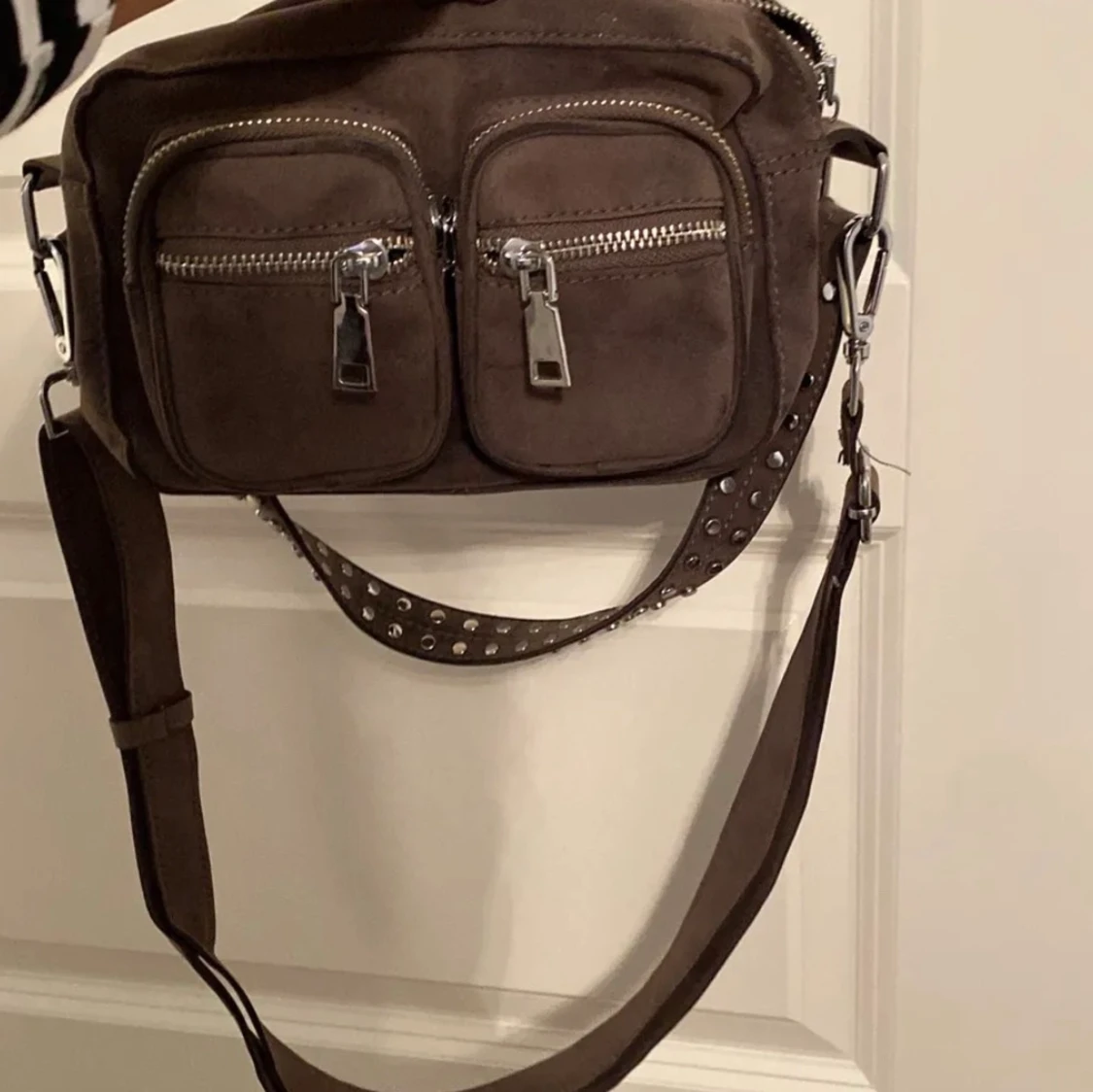 Väska vill bli av med den