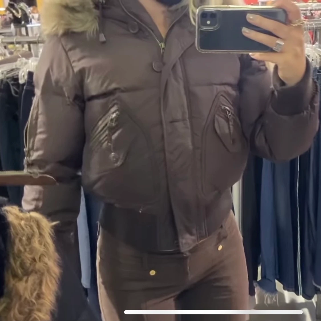 SÖKER EN SÅN JACKA! 