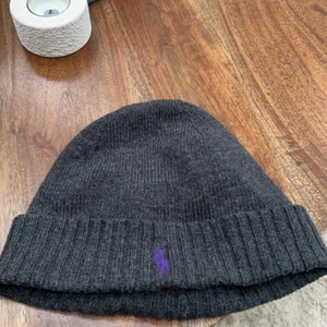 Ralph lauren mössa - Äkta mössa i merinoull
