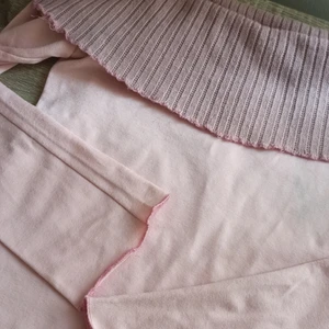 Y2K offshoulder tröja - Snyggt och jättefint skick ❤️