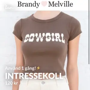 Intressekoll på denna Cow Girl tshirt från Brandy M! Vid bra pris säkjer jag denna. Lägsta pris 120kr +frakt⚡️ Använd 1 gång, stretchigt material som passar XS-M