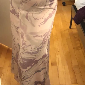 Batik kjol - Så så fin batik kjol som jag knappt använt då den sitter lite tight på mig. ✨🤌🏼 