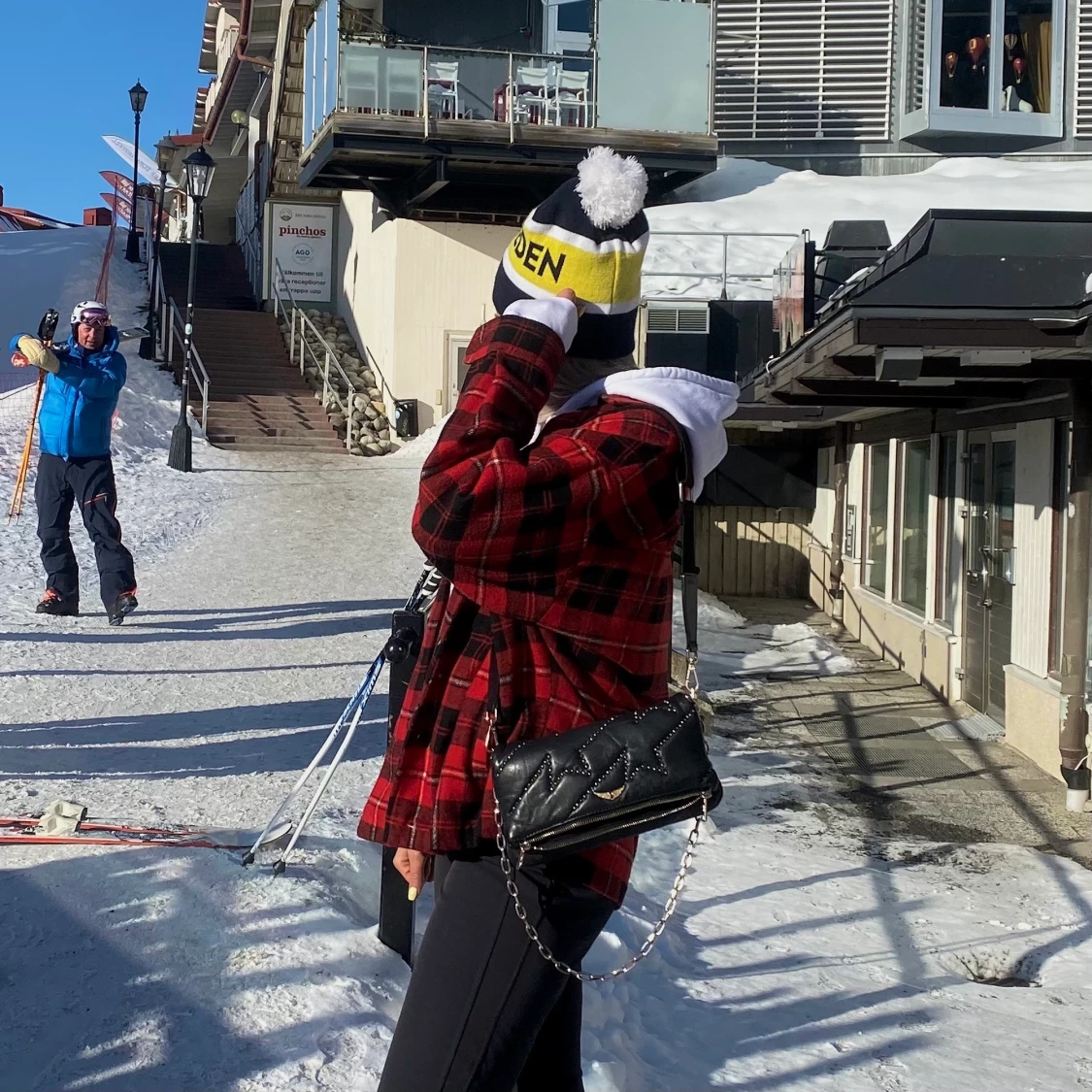 TVÅ RUTIGAJACKOR 320kr (inkl frakt) - 91