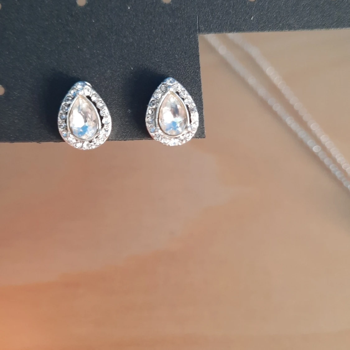 Halsband och örhängen från glitter  - 91