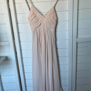 Långklänning Vila - Aldrig använd bara testad