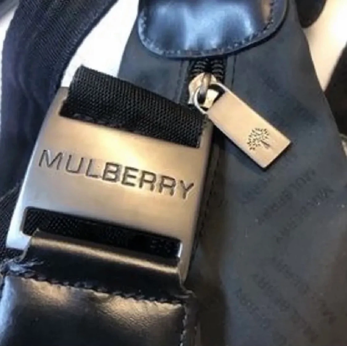 FYNDA MULBERRY VÄSKA HALLÅÅÅ