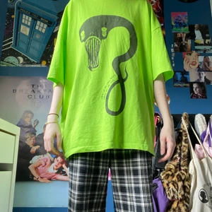 Billie Eilish merch - supersnygg billie merch från bershka
