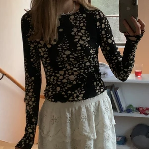 Ny långärmad topp - Ny långärmad topp helt oanvänd storlek xs