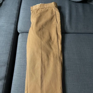 Bruna Dickies workpants 874 raka  - Aldrig använda då jag köpte fel färg 