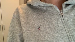 gant zip up - använd 1 gång , som ny, har ingen användning av den så därför säljer jag
