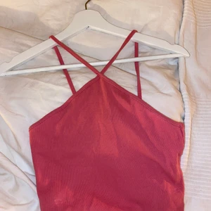 Zara topp! - Superfin zara topp som knappt är använd, storlek M men passar även S!