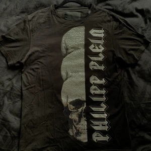 Philipp Plein - Storlek xl (passar L), använd ca 15 gånger, kvitto finns